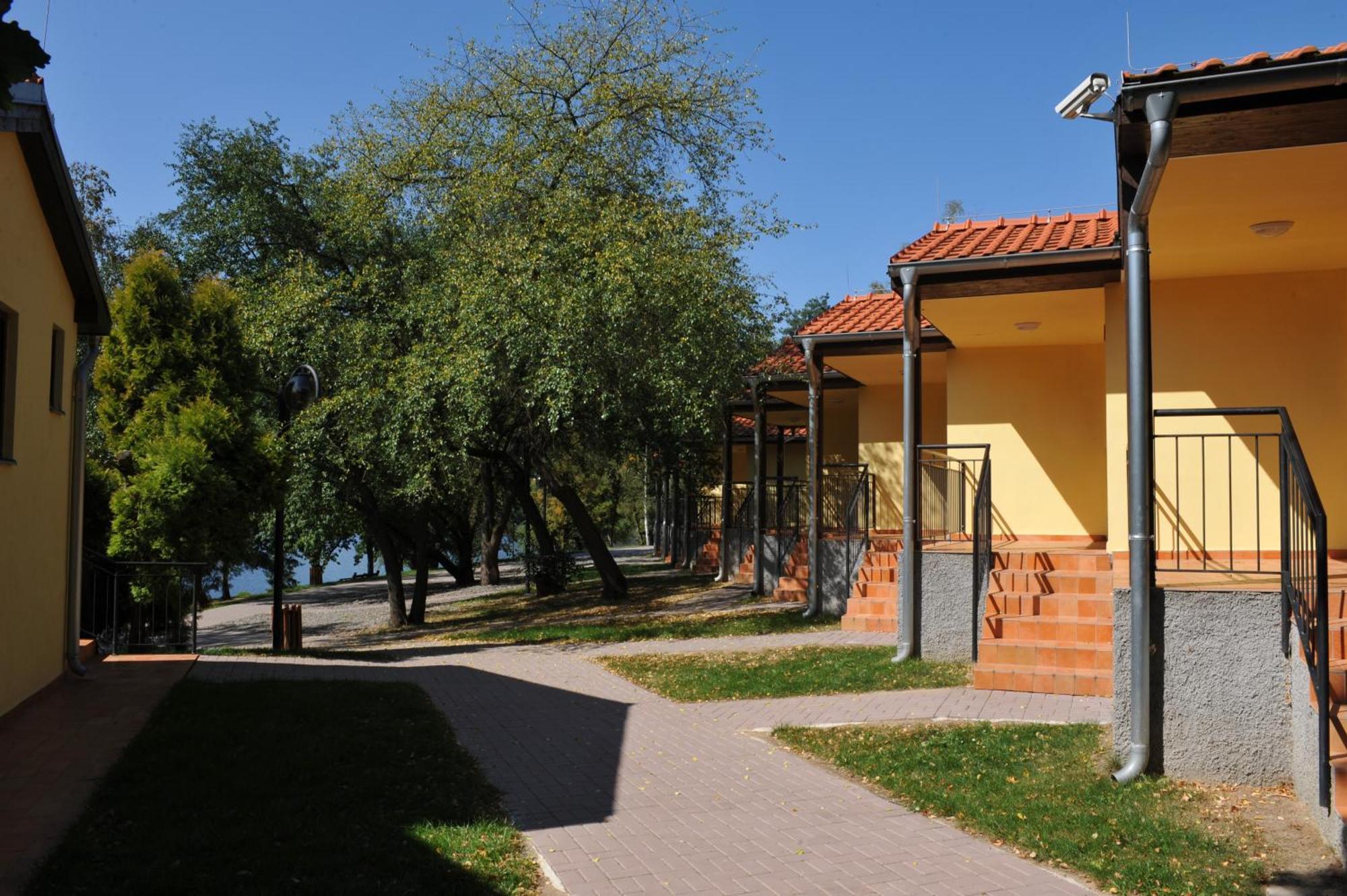 Resort Beach Nova Zivohost Krecovice Exterior photo